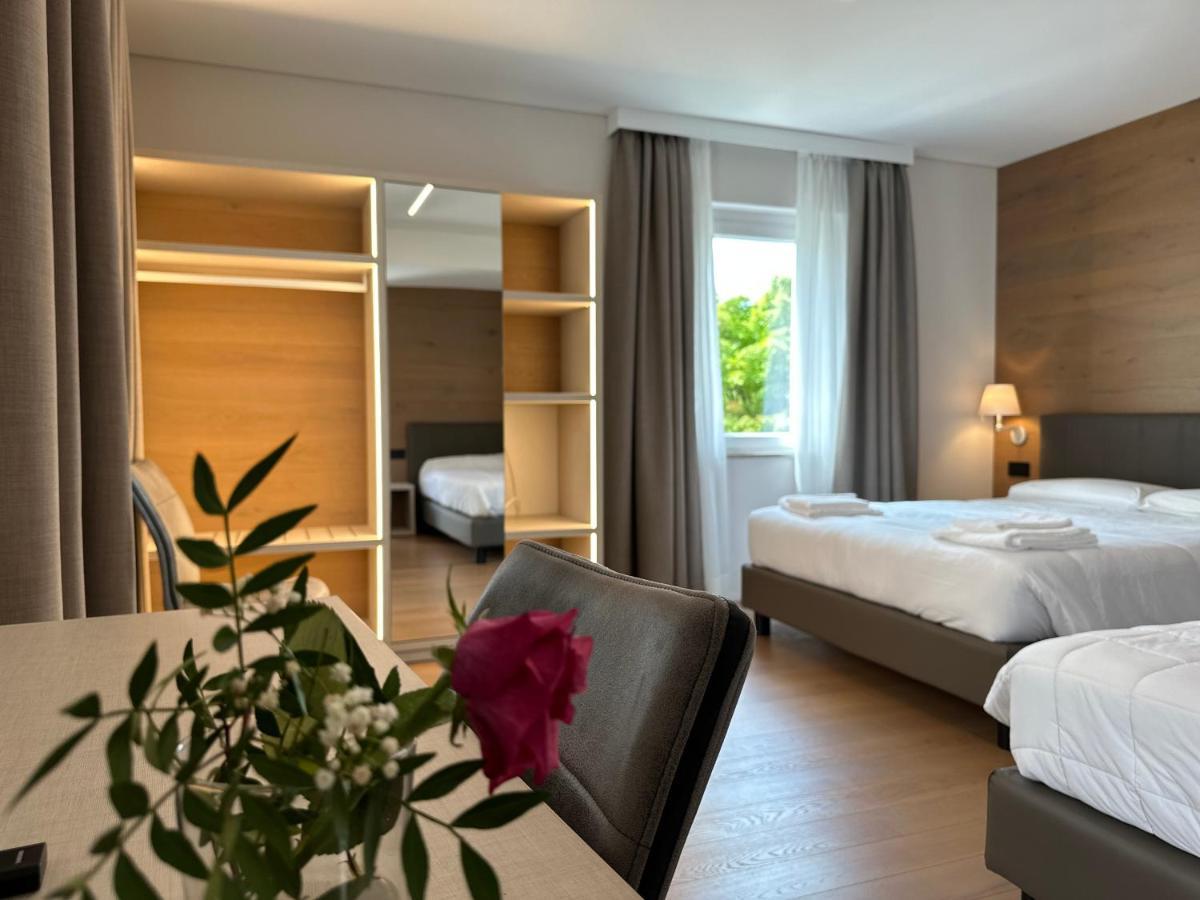 Hotel Riviera Magnano in Riviera Kültér fotó